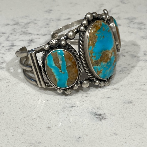 Native American Kingman Mine Turquoise Bracelet by Augustine Largo - Picture 2 of 9
